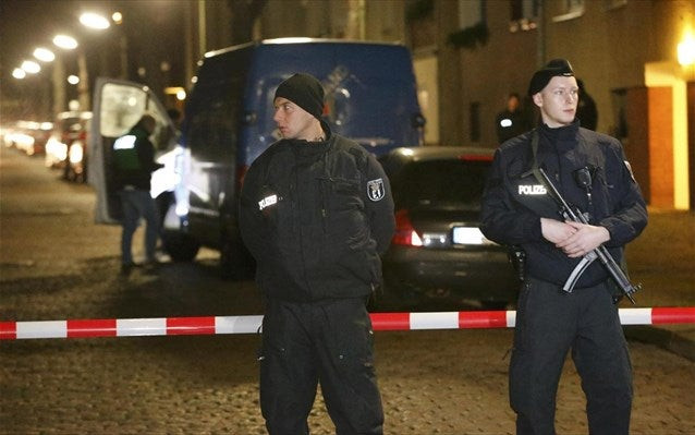 Συναγερμός στο Βερολίνο – Ύποπτο πακέτο στο κέντρο της πόλης